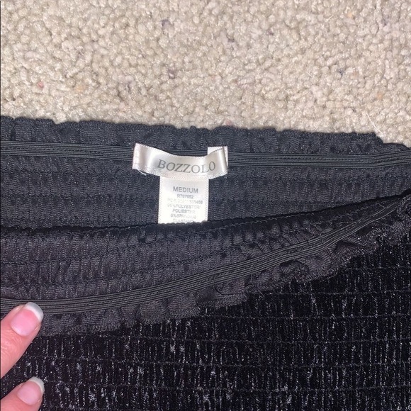 🐠2 for $16 Velvet Bozzolo off the shoulder Crop top - Picture 3 of 3